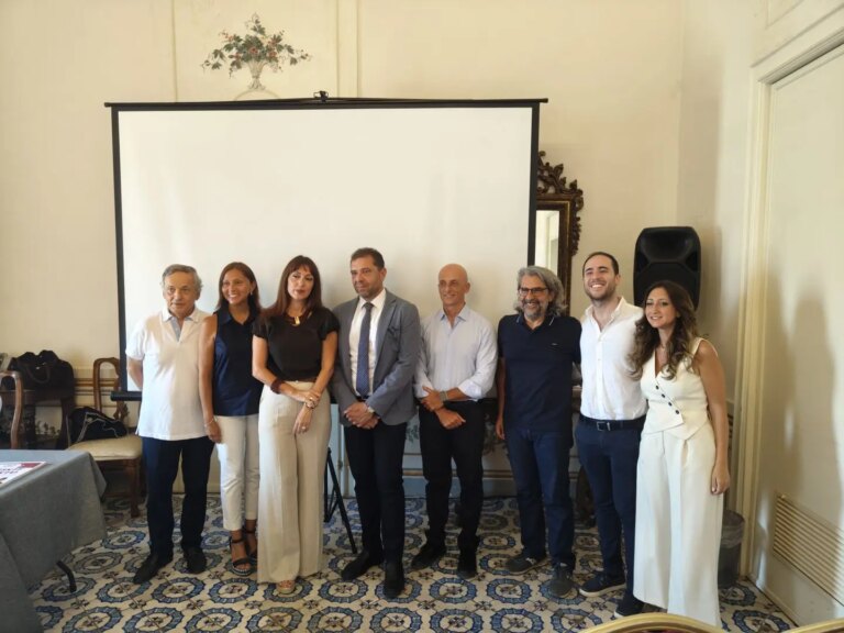 Aio Palermo lancia “Dentisti d’agosto”, iniziativa per sopperire alla chiusura estiva degli studi dentistici